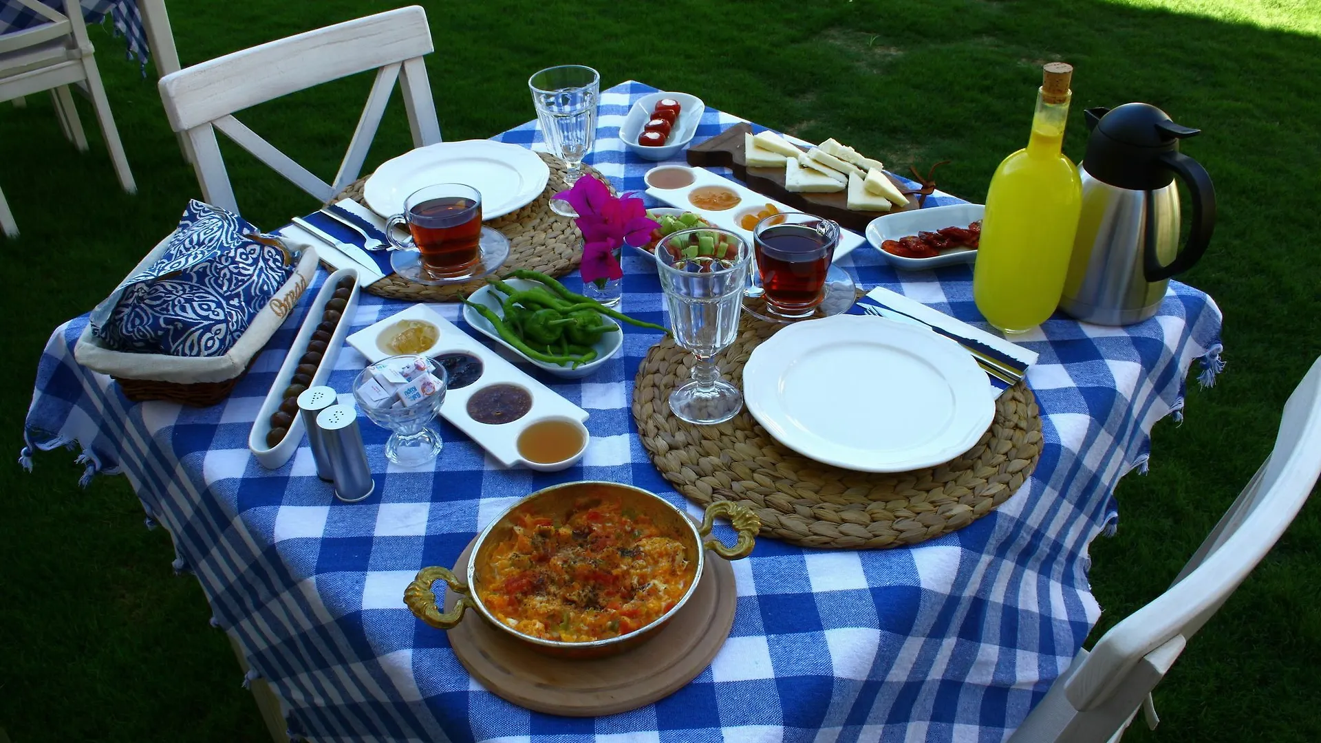 Faro Alacati Hotel